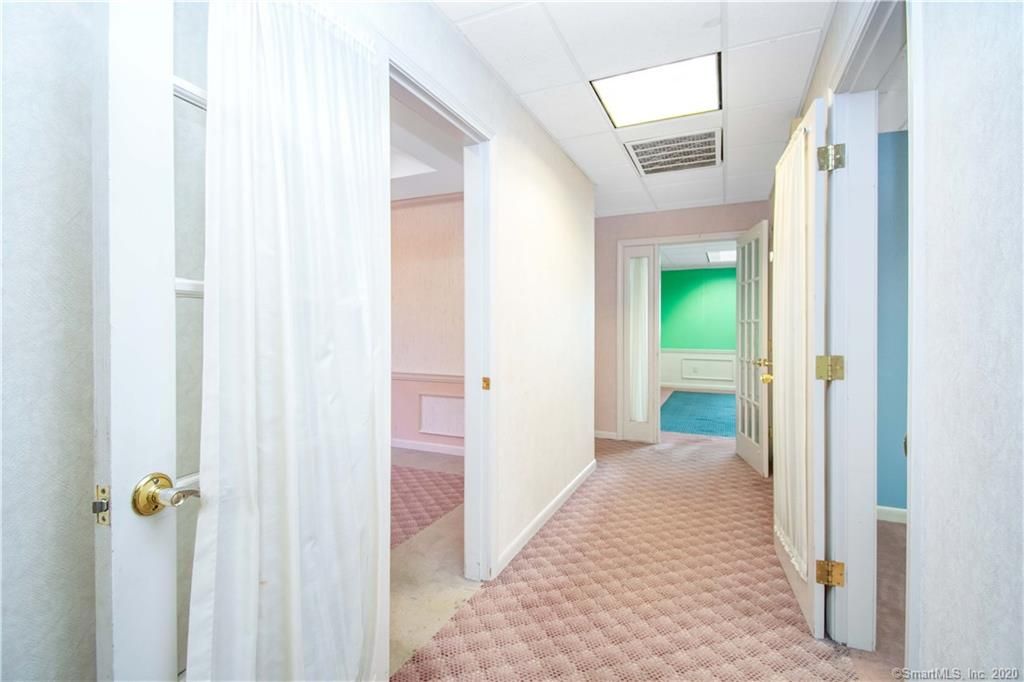 141 Hazard Ave, Enfield, CT 06082
